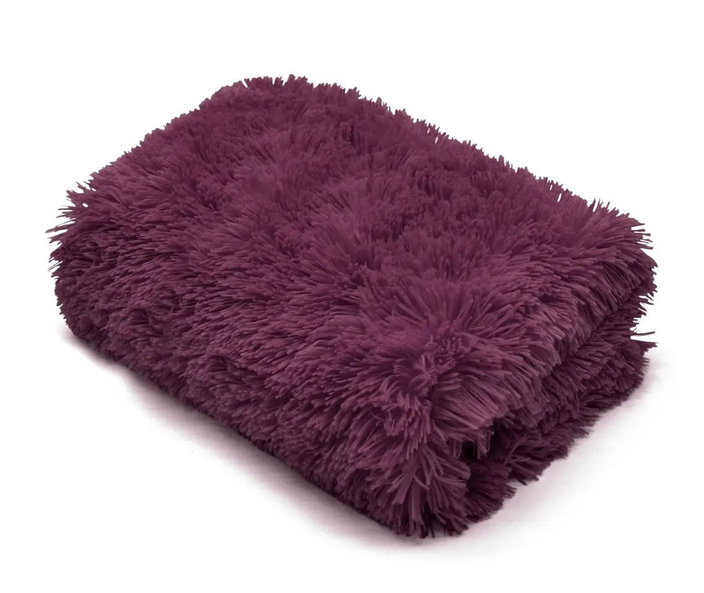 cuddle throws plum