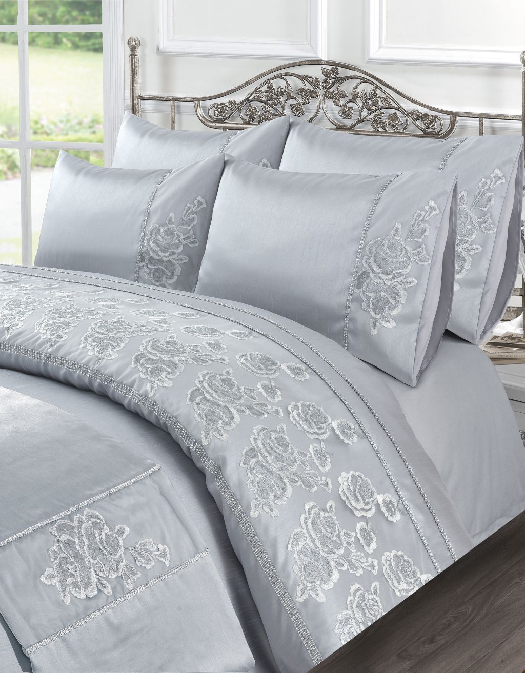 Amara Embroidered Duvet Cover Set | 2 Colours