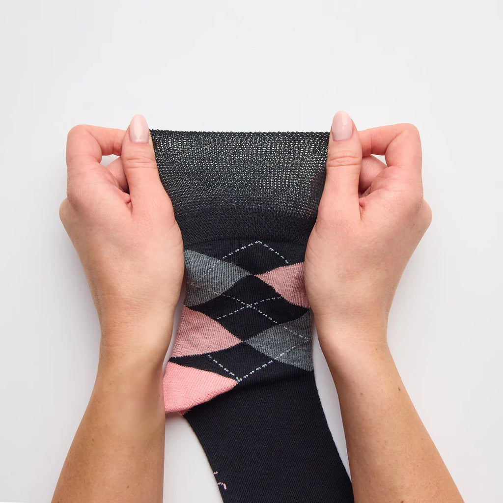 Women Black Highland Argyle Gentle Grip Cotton Rich Socks