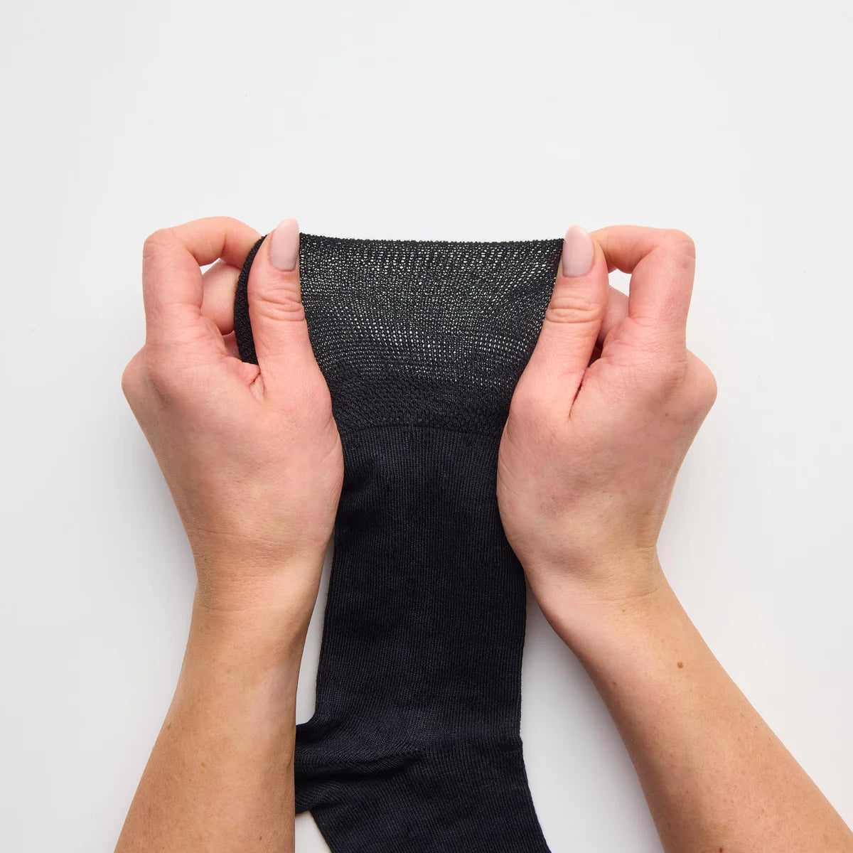 Women Black Gentle Grip Cotton Rich Socks