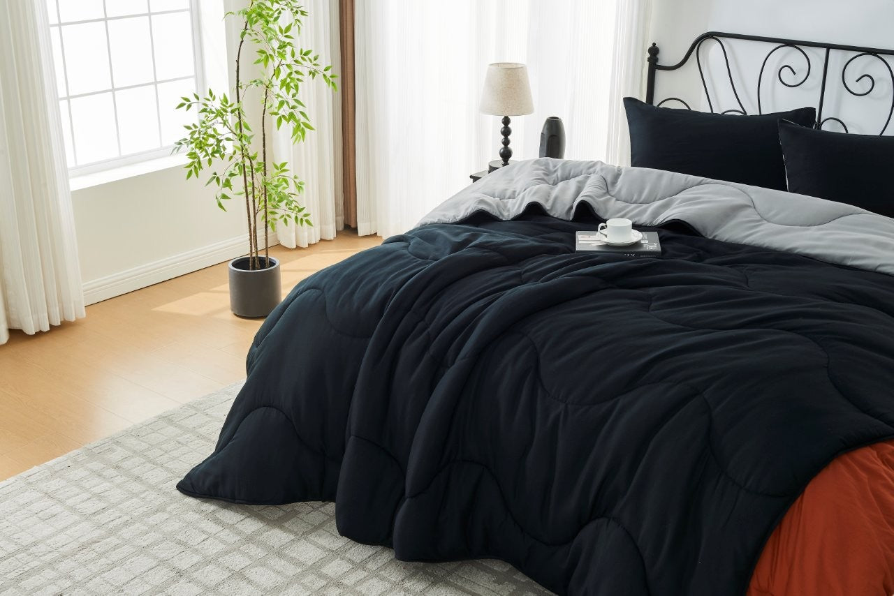Black / Grey Coverless Duvet & Pillowcases Set | TOG 10.5