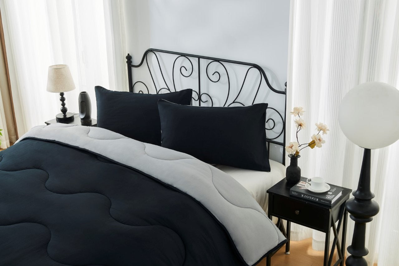 Black / Grey Coverless Duvet & Pillowcases Set | TOG 10.5