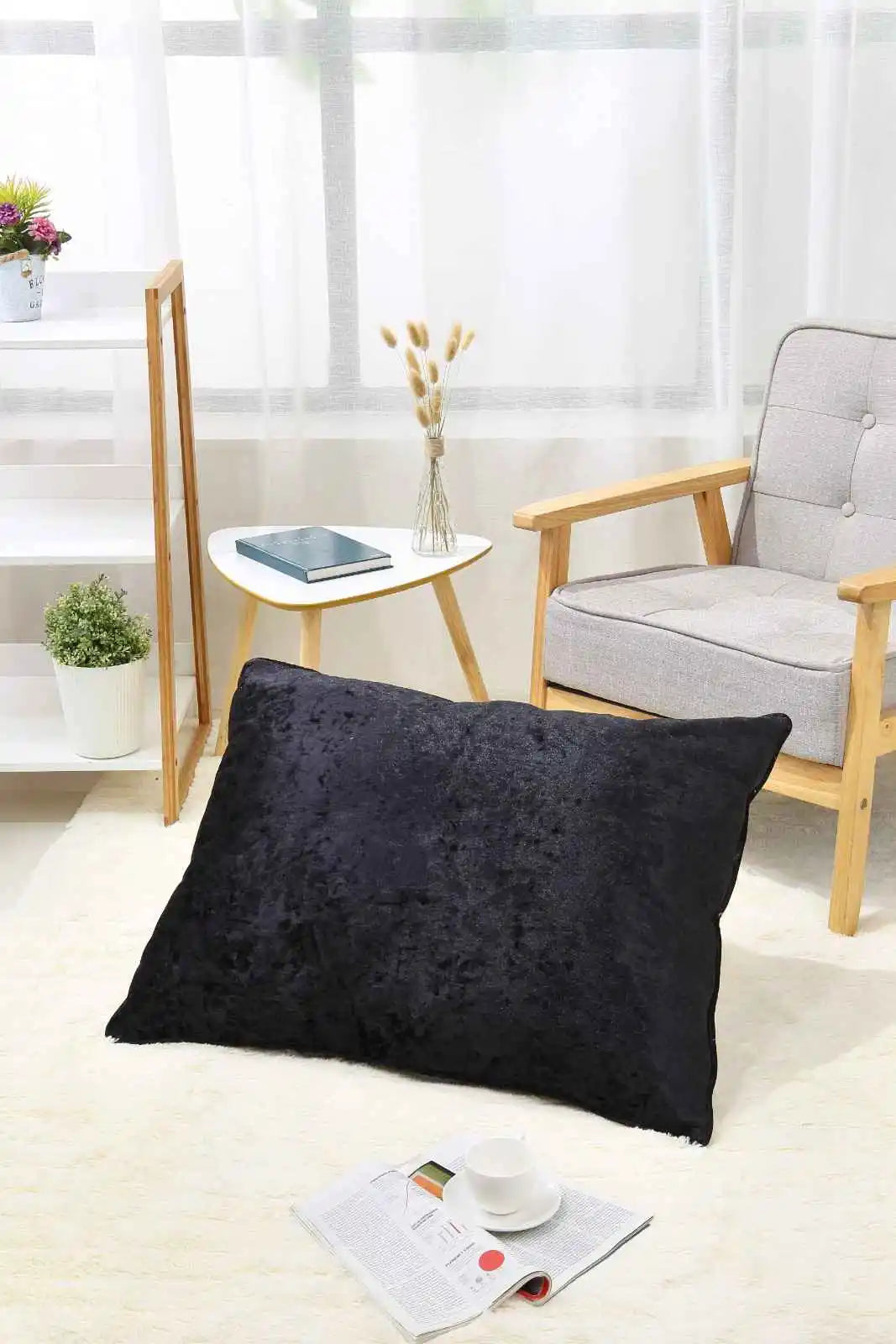 Crushed velvet cushion covers black