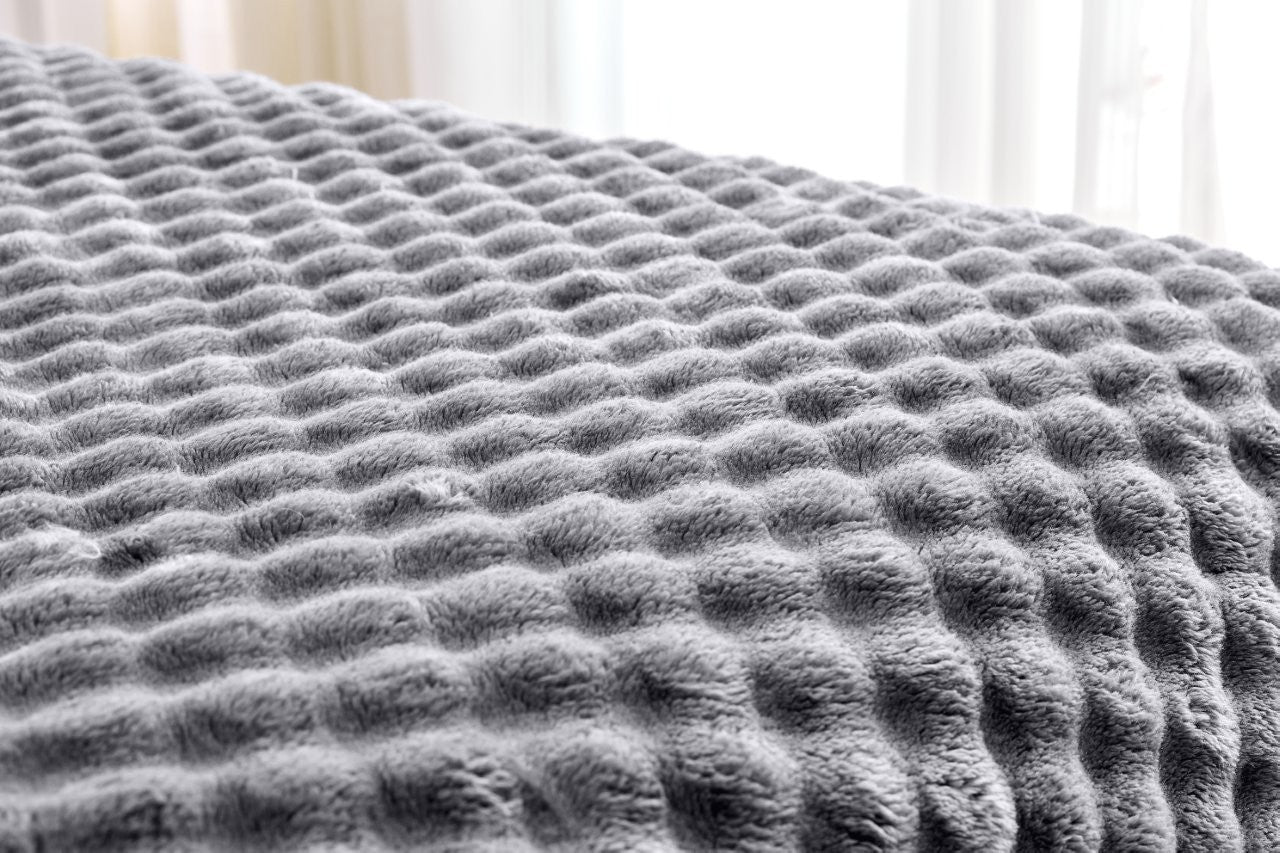 Bubble Jacquard Fleece Throws | 6 Colours