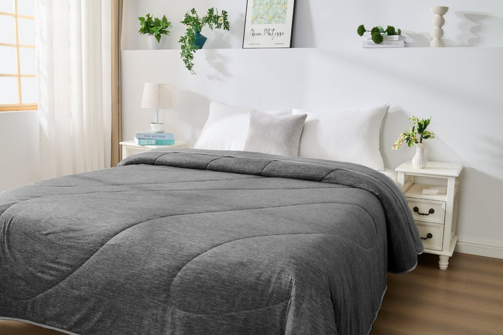 Cooling Lightweight Quilt | Charcoal