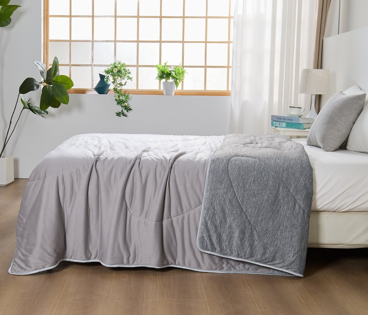 Cooling Lightweight Quilt | Grey