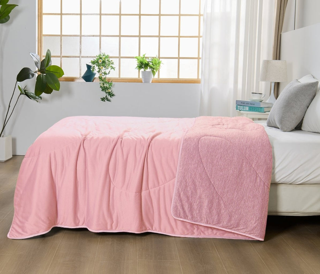 Cooling Lightweight Quilt | Pink