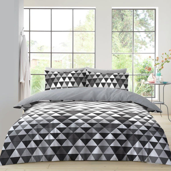 Geo Triangle Printed Duvet Cover Set