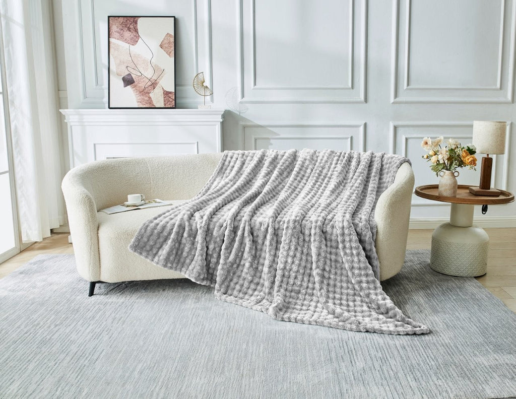Bubble Jacquard Fleece Throws | 6 Colours