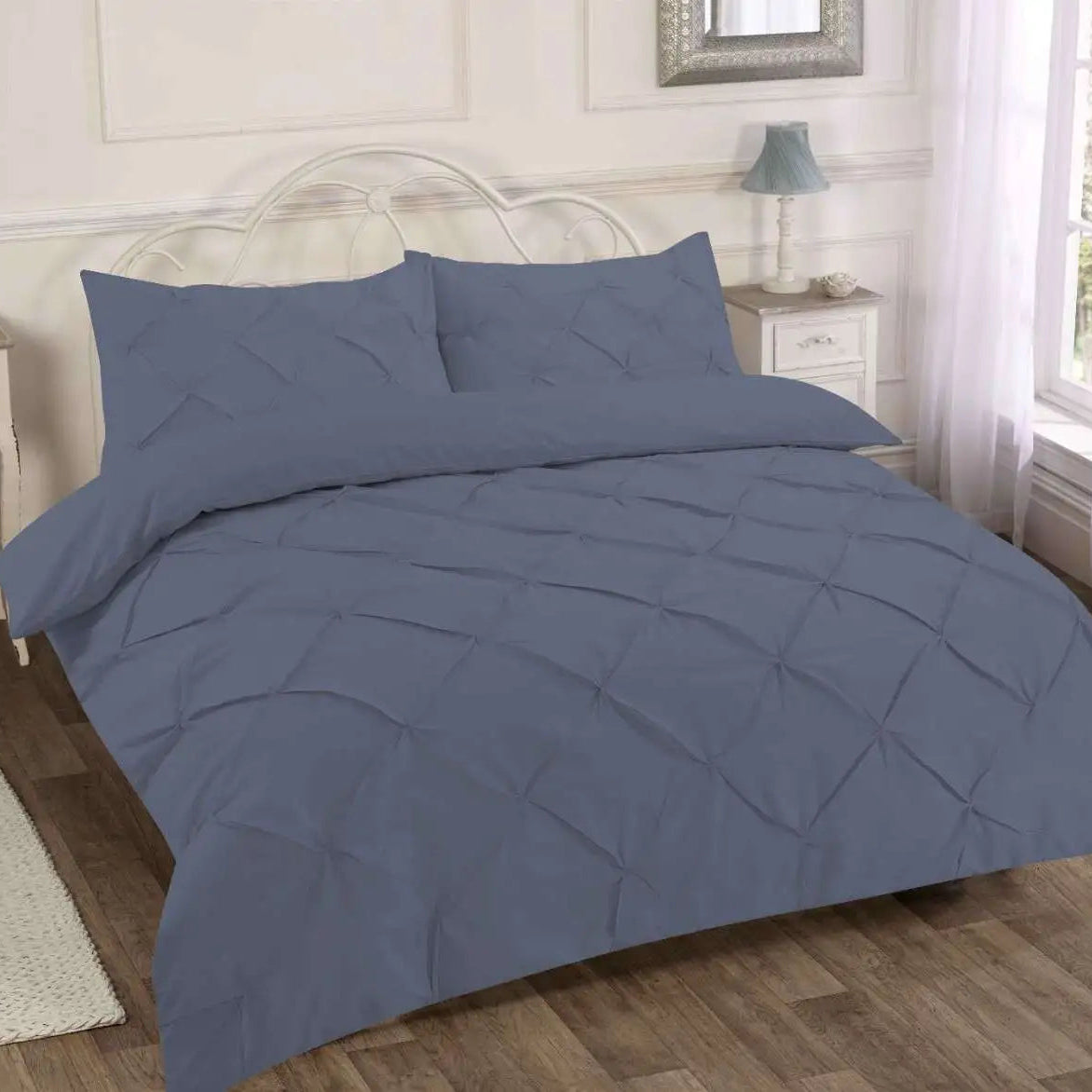 Alexander Pintuck Duvet set grey