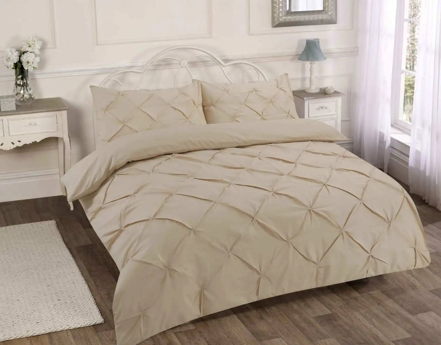 Alexander Pintuck Duvet set latte