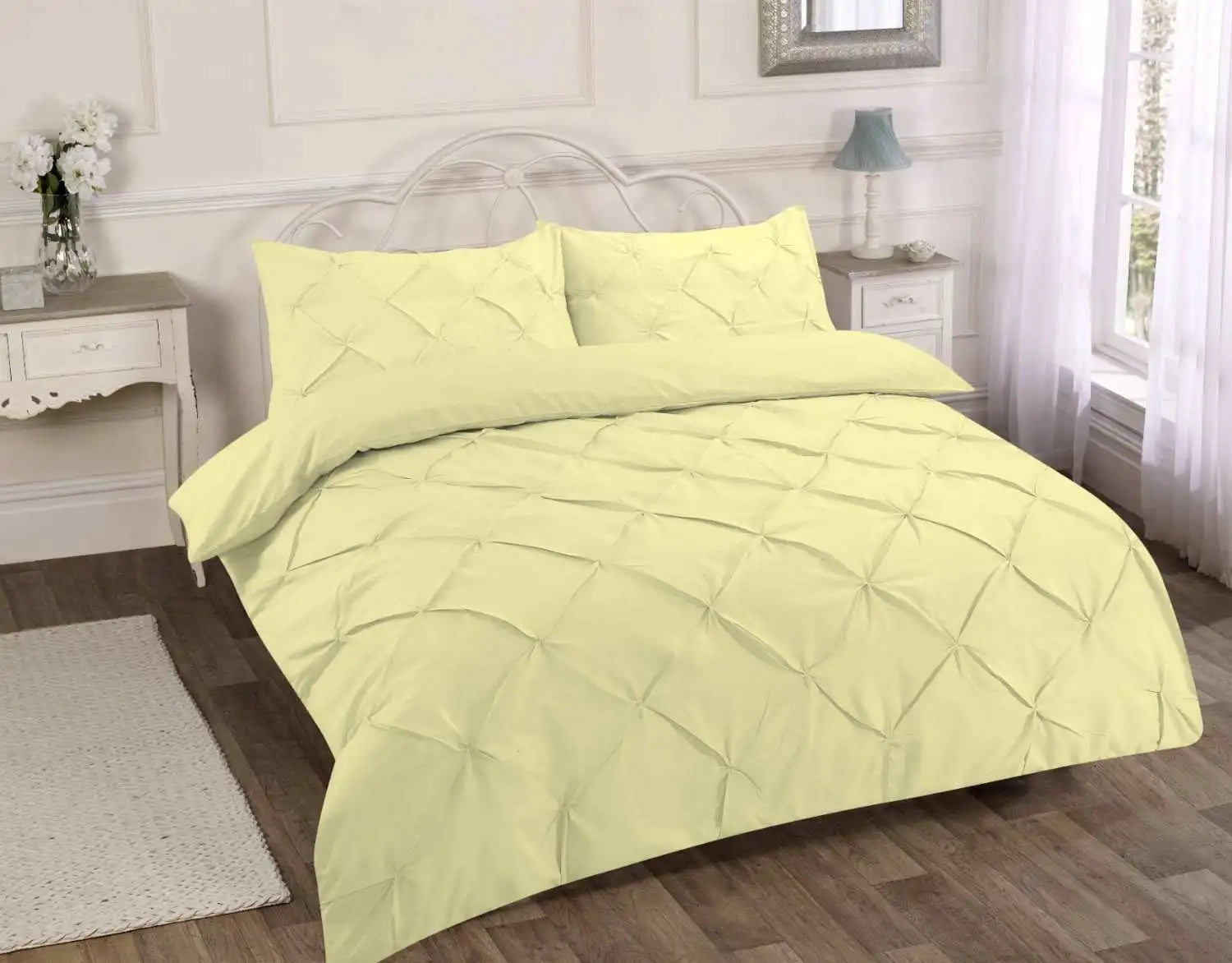 Alexander Pintuck Duvet set lemon