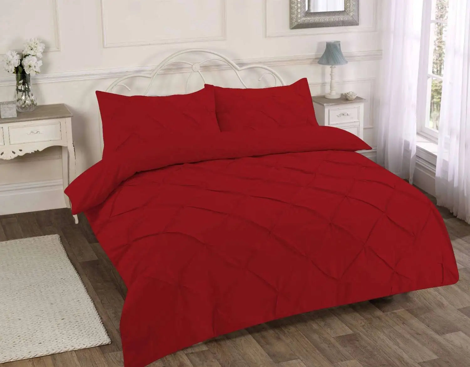 Alexander Pintuck Duvet set red