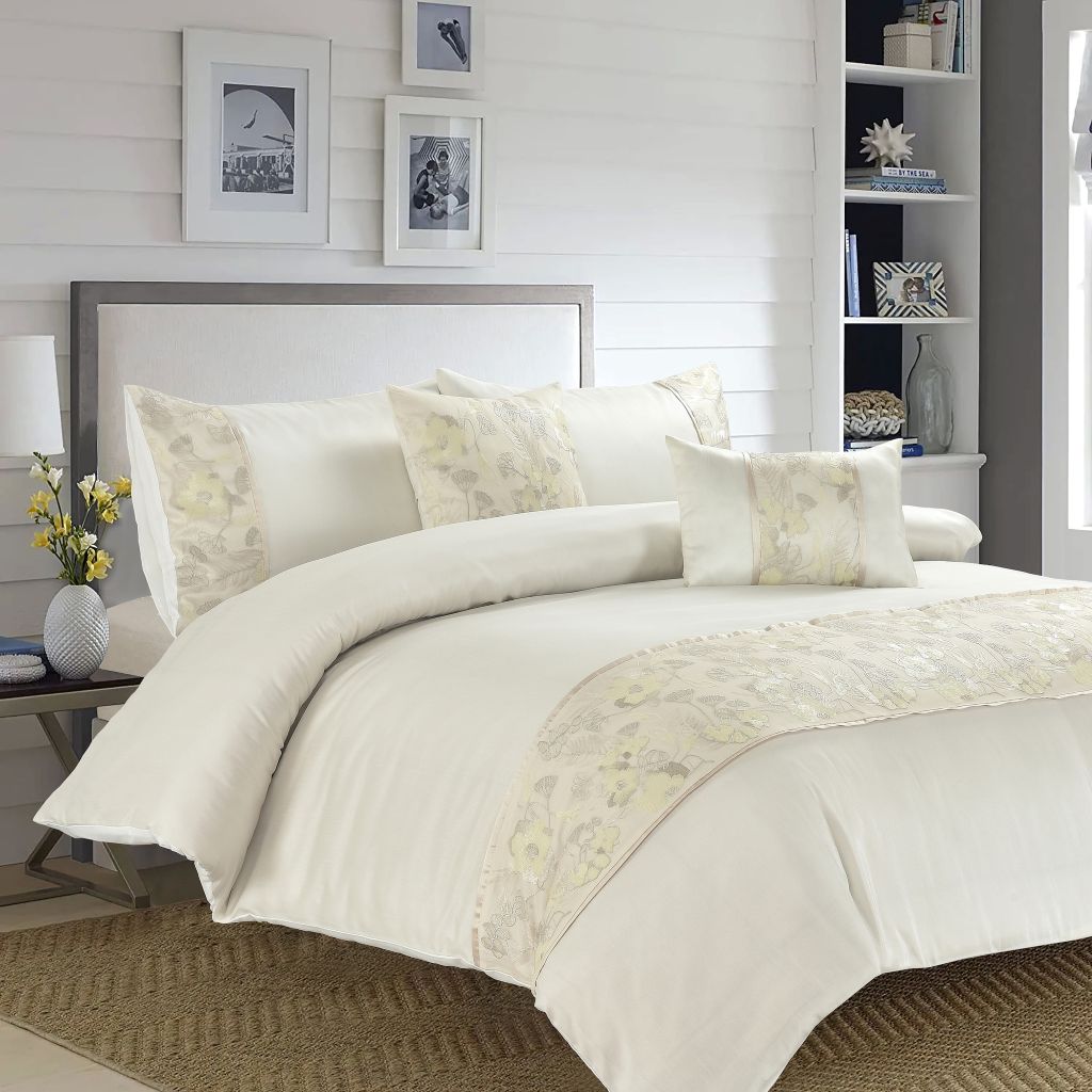 Savanna Embroidered Duvet Cover Set | 2 Colours
