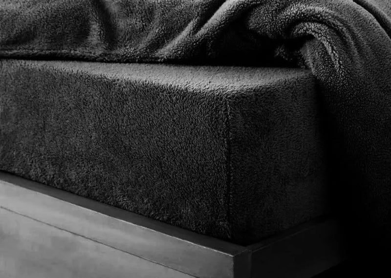 teddy fleece fitted sheet black