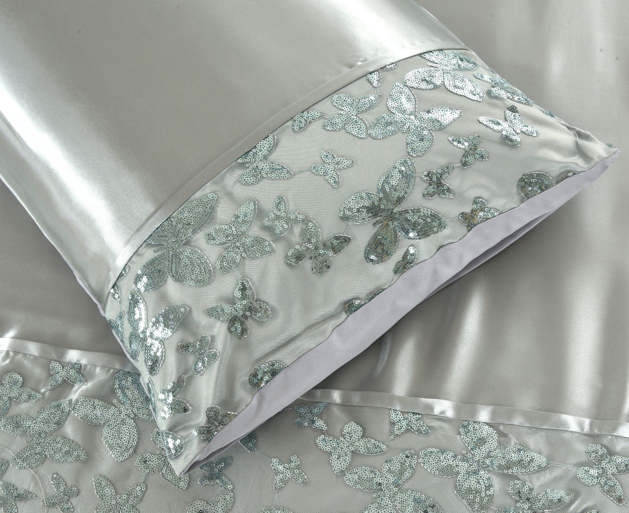 Aisha Embroidered Duvet Cover Set  | 2 Colours